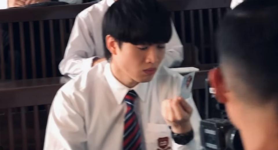 到底Jer手上拿著甚麼?已入場的觀眾定必有答案。