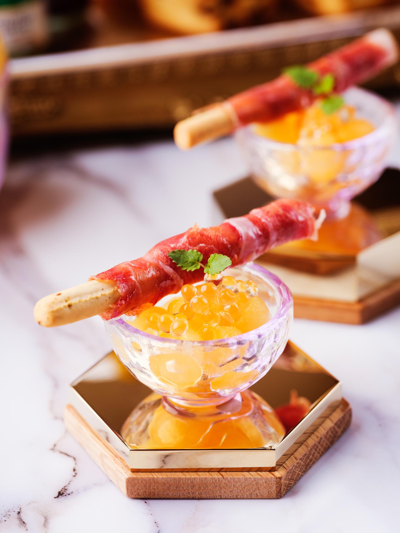 意大利風乾火腿手指條伴蜜瓜及蜜糖珍珠