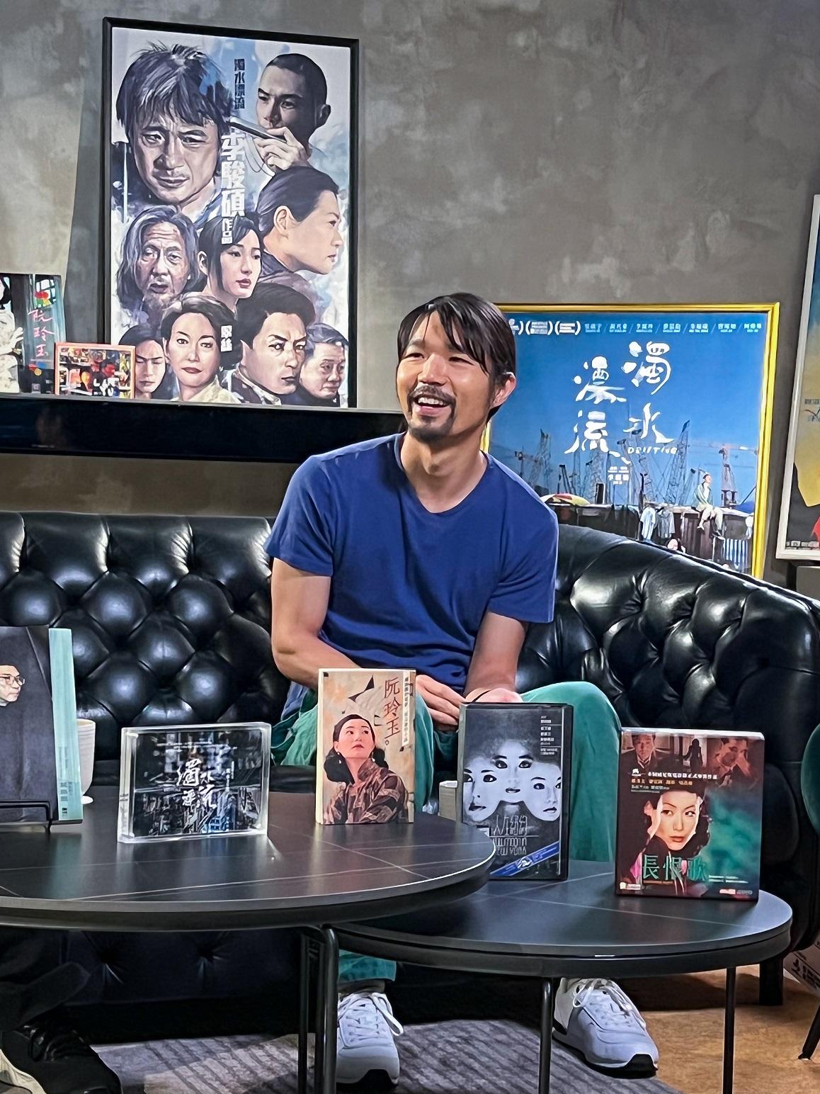 李駿碩導演大讚吳鎮宇非常專業,拍《濁水漂流》時親自到深水埗了解街友生活。