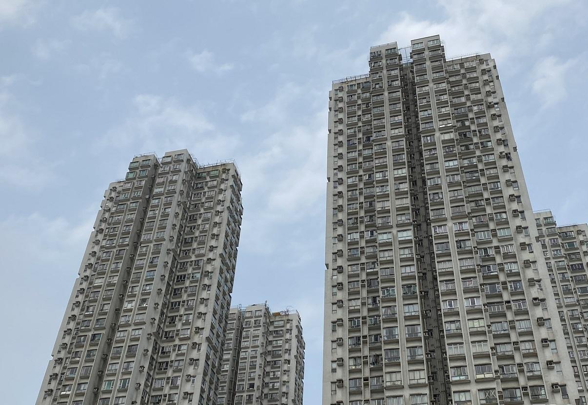 屯門豐景園新近錄移民盤減價成交,新買家為區外首置客,以488萬元購入一高層雅裝海景單位自用。(資料圖片)