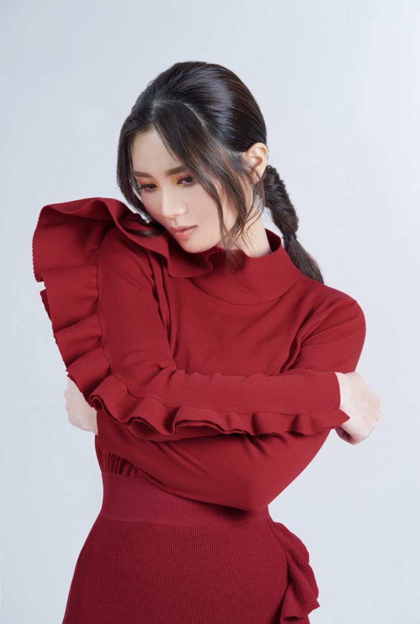 黃妍與小鹿埃、Michael C聯乘演出,為樂迷挑選特別歌單。