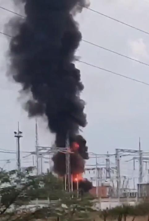 據指克里米亞Dzhankoi一個變電站。(Twitter)