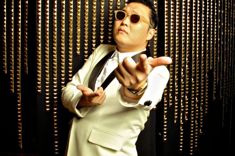 PSY。(IG)