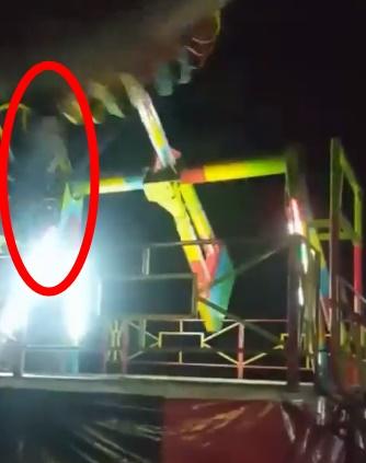 Britany Fernandez被拋出座位。(網上圖片)