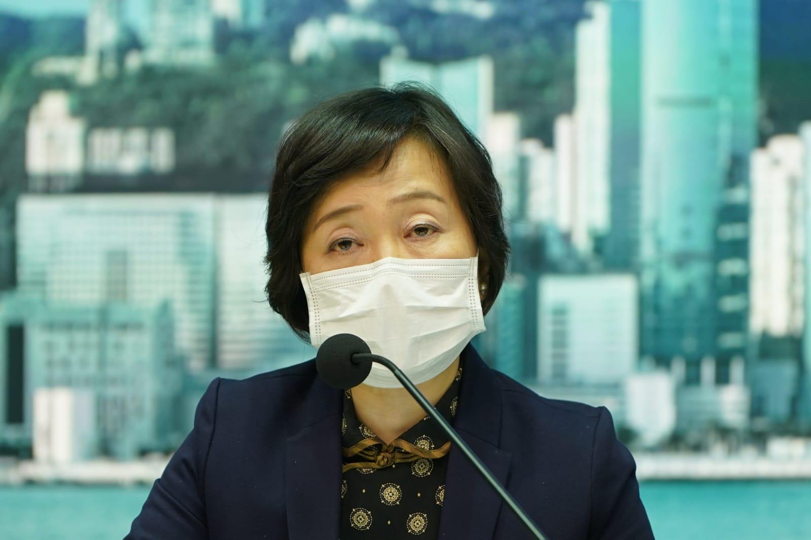 蔡若連指,港生到內地升學地點零散,政府不宜安排包機接載。