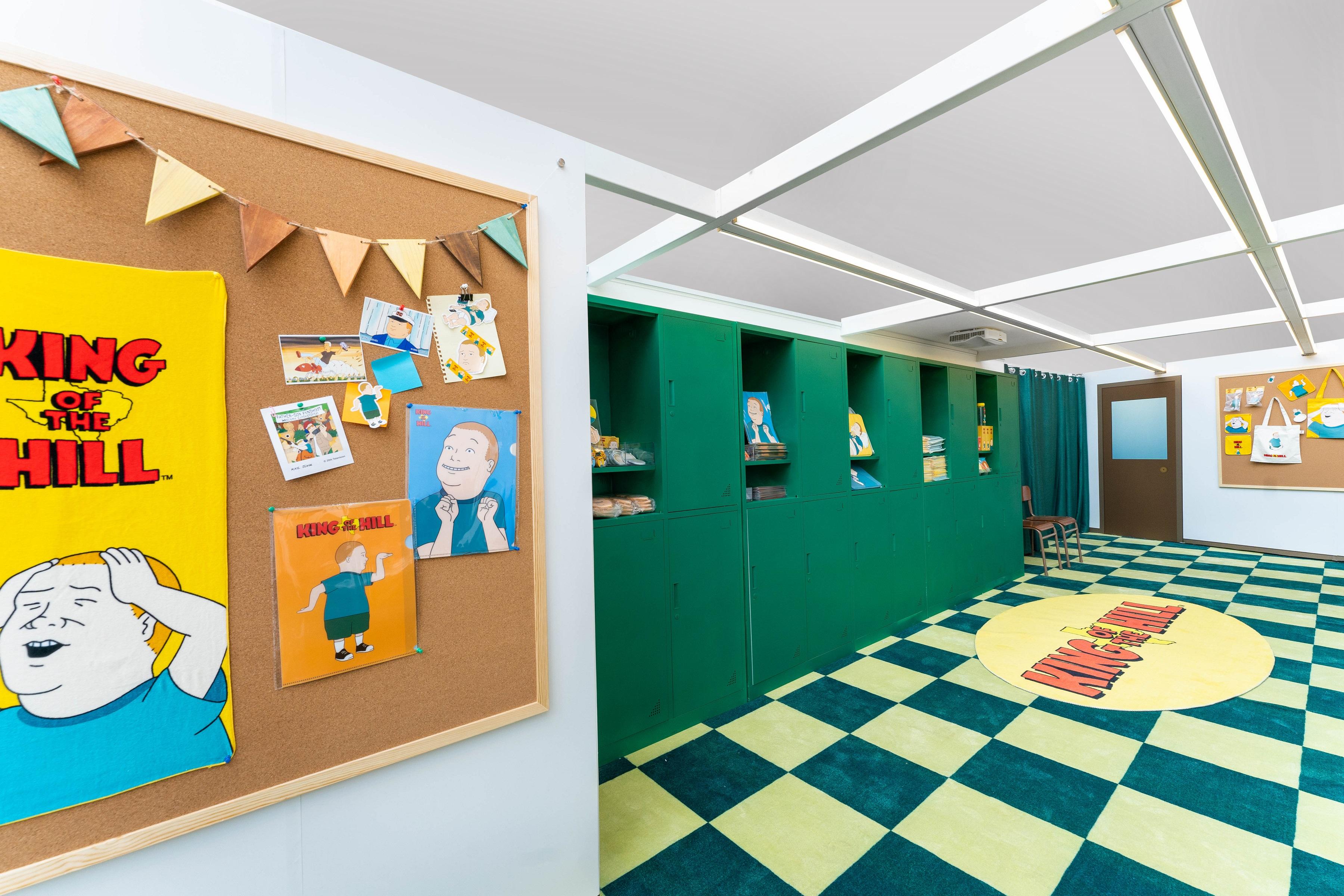 Bobby初中校園走廊打卡位