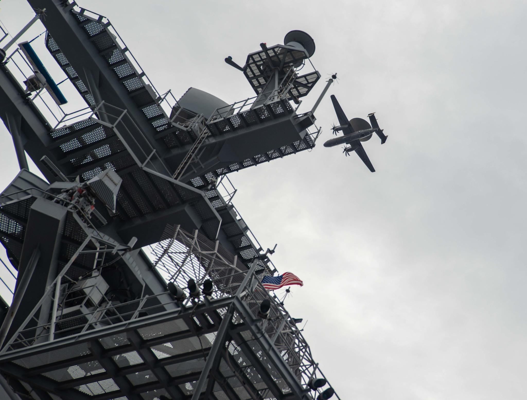 美國海軍宣布第七艦隊「列根號」航空母艦戰鬥群正在菲律賓海巡航。(美國第七艦隊fb圖)