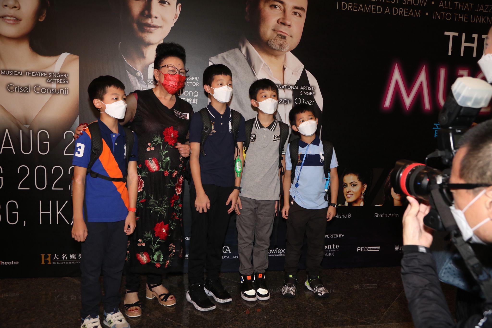 薛家燕亦有抽空捧場。