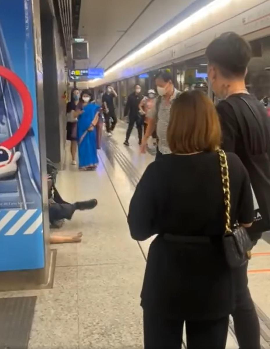 尖沙咀站非裔男襲警 警施放胡椒噴霧制服