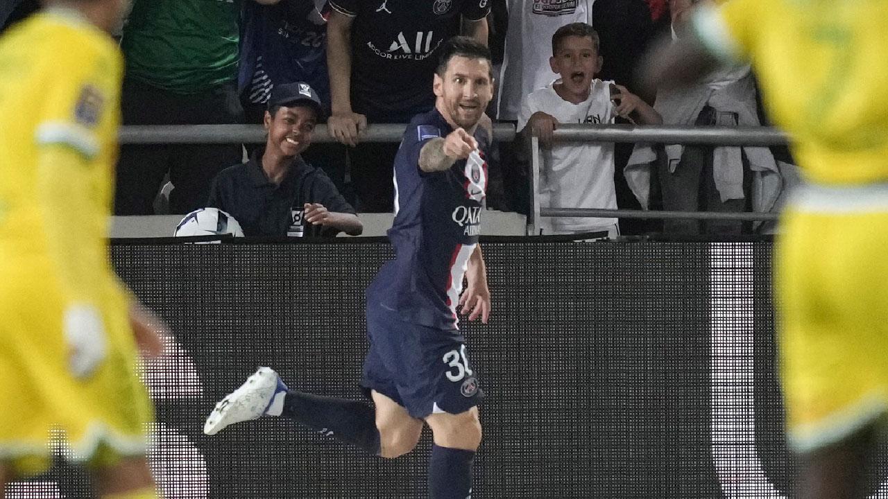 PSG美斯尼馬拉莫斯 笑住踢「攞頭彩」