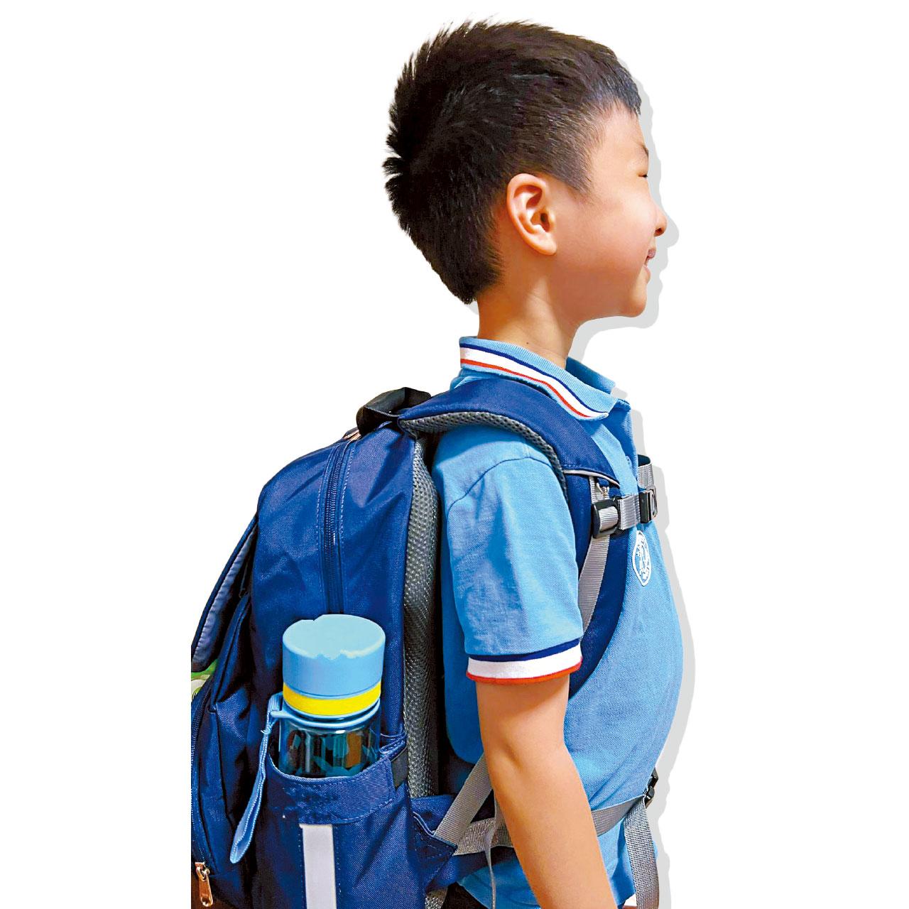 揀啱書包 保護學童脊椎