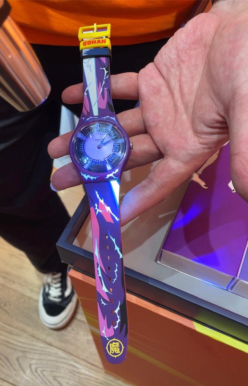 GOHAN款手錶有夜光效果。