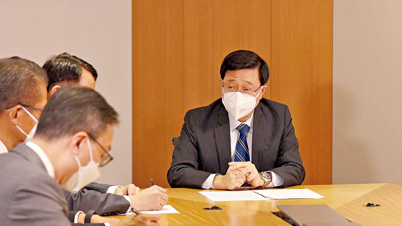 特區官員紛發稿批佩洛西訪台  李家超:無視一國兩制成功 是抹黑霸凌