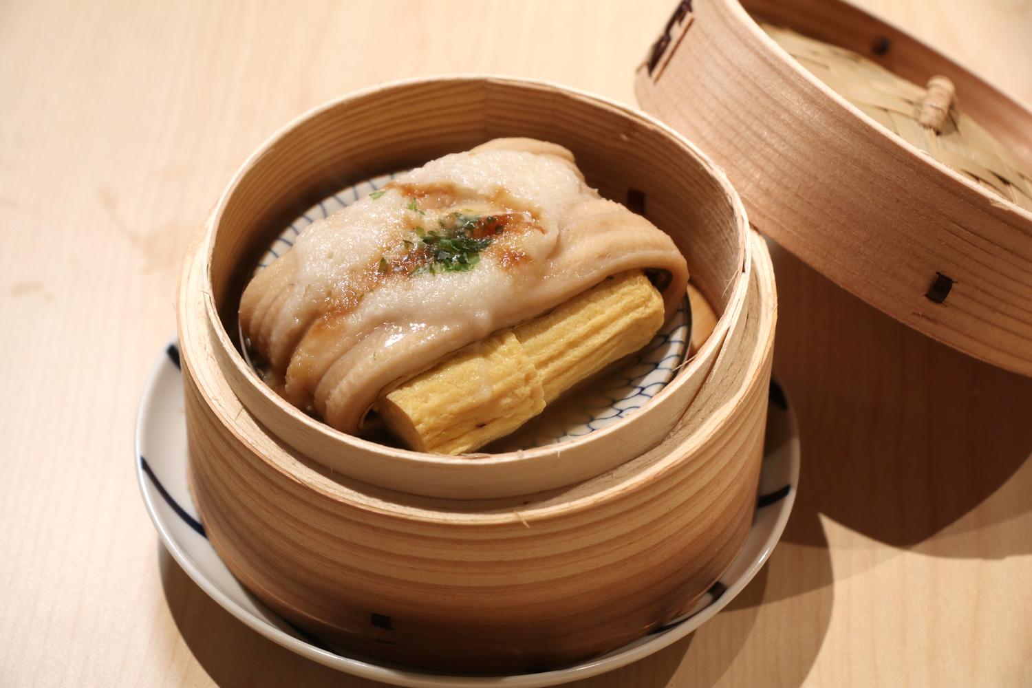 香港限定「霧鎖玉龍藏仙山」 ($68)