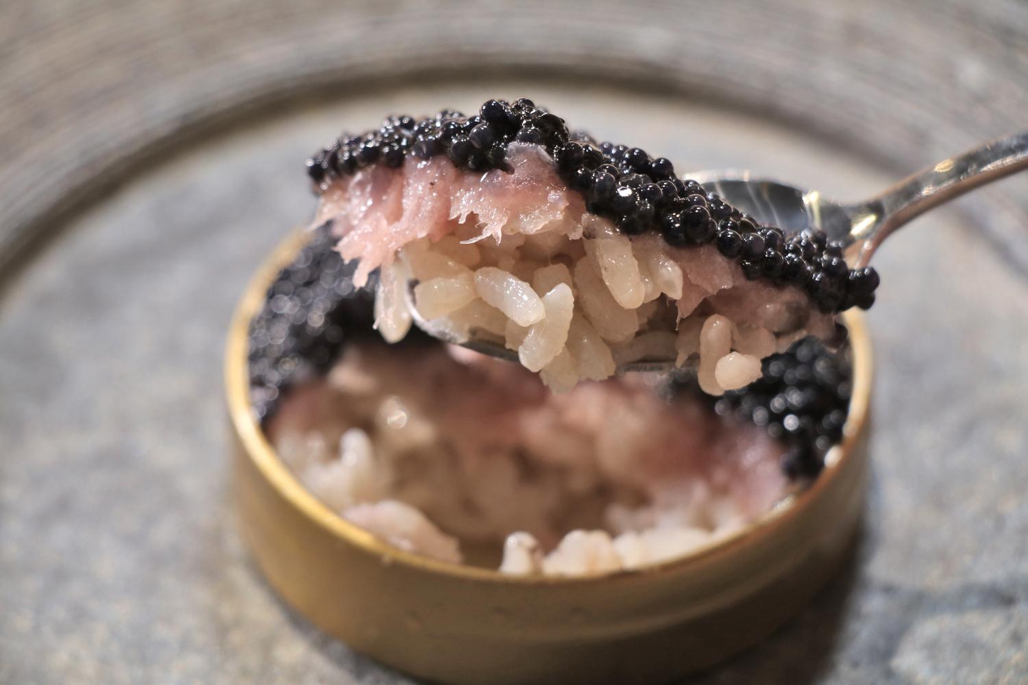 魚子醬壽司 ($38)