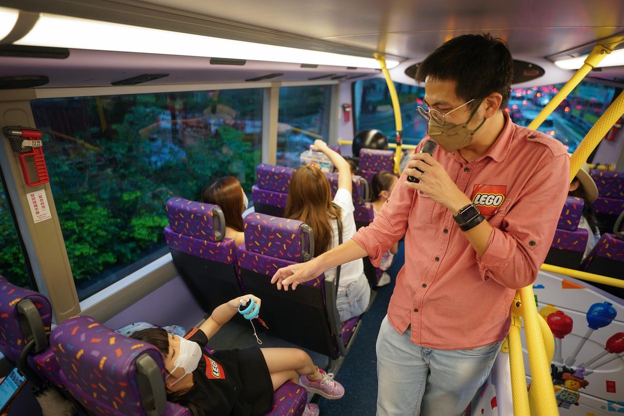 旅程中會有導演為大家介紹沿途不同特色景點。