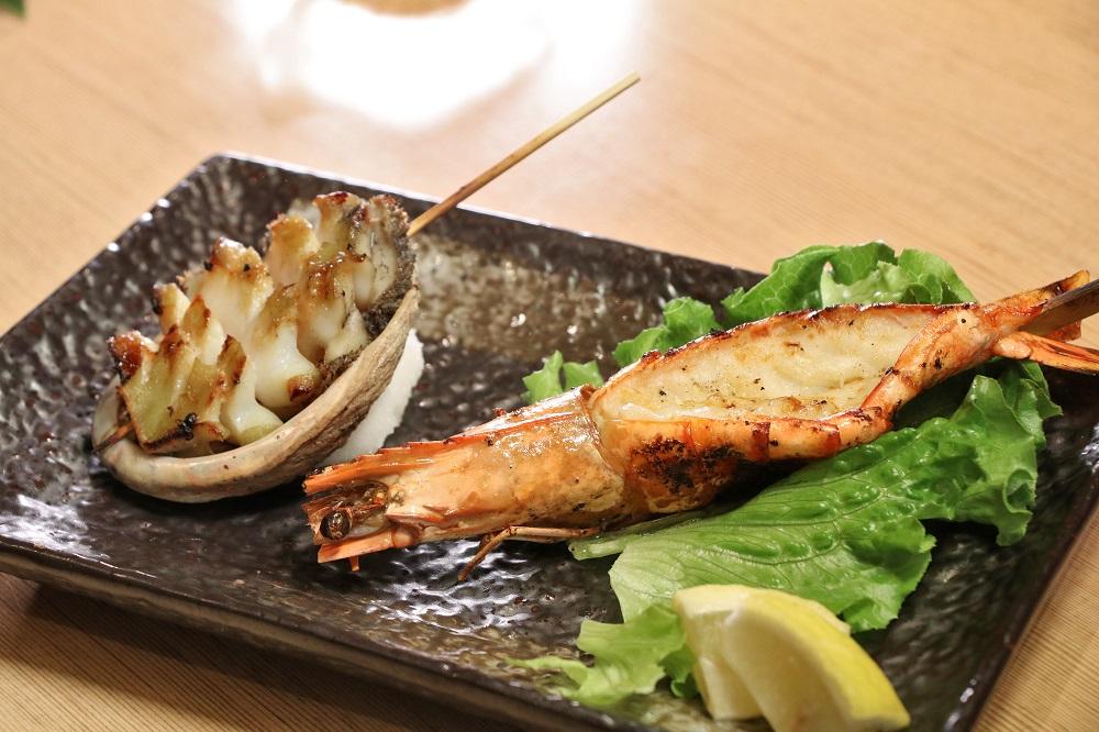 南非鮑魚和原隻虎蝦