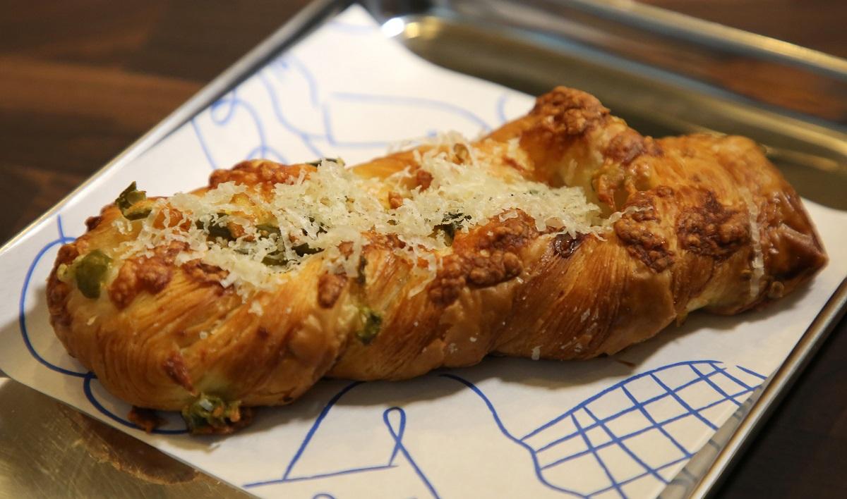 墨西哥辣椒芝士丹麥酥$28