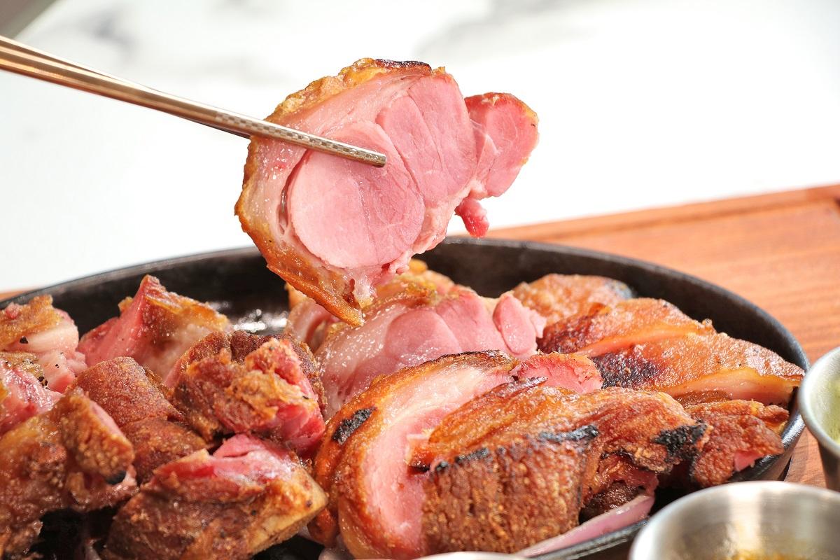 火焰脆皮豬手($138)