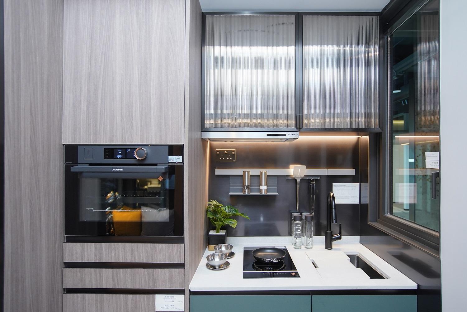 大角咀新盤|Larchwood開放式示位 樓高3.5米分隔上下層娛樂區及寢區