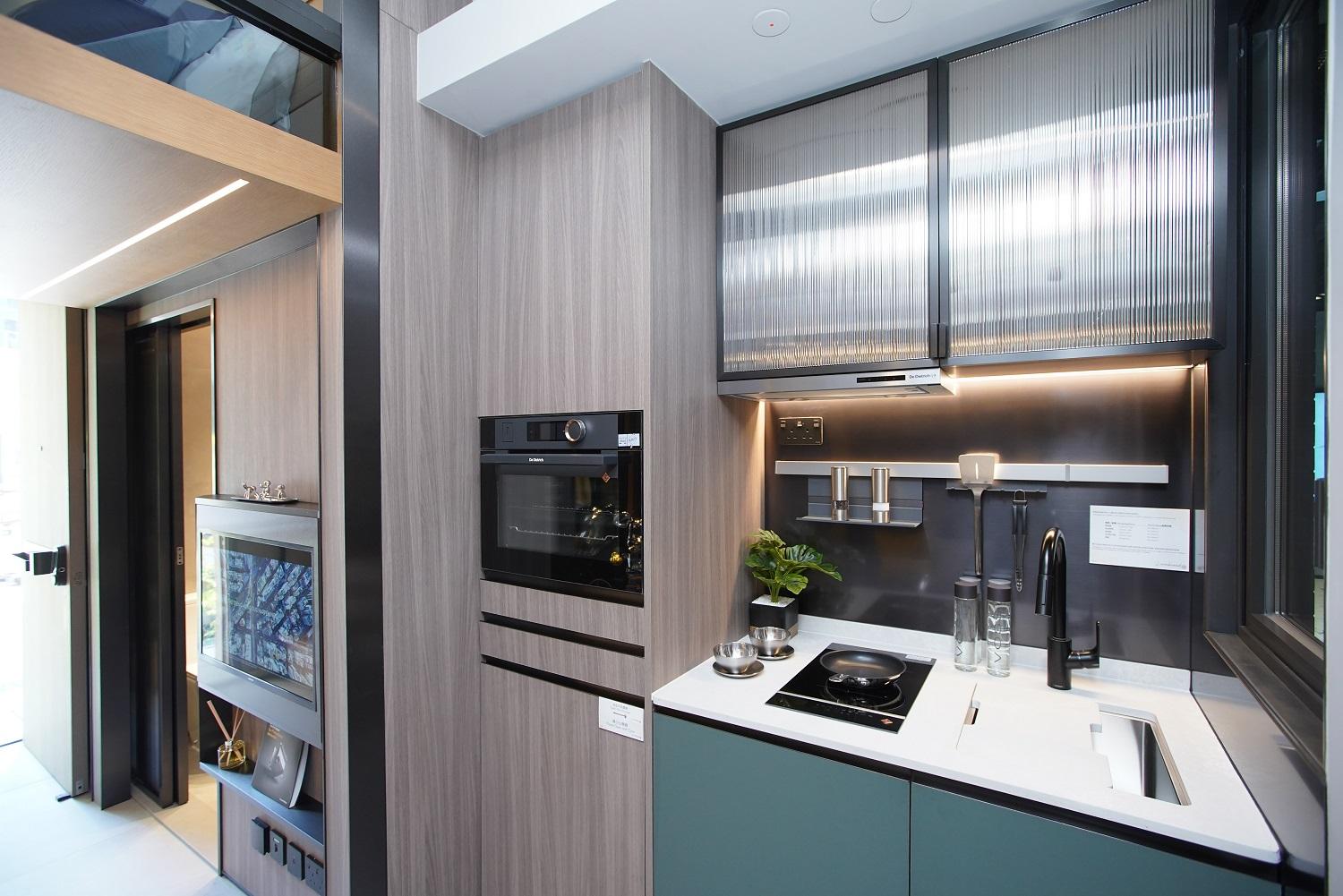 大角咀新盤|Larchwood開放式示位 樓高3.5米分隔上下層娛樂區及寢區