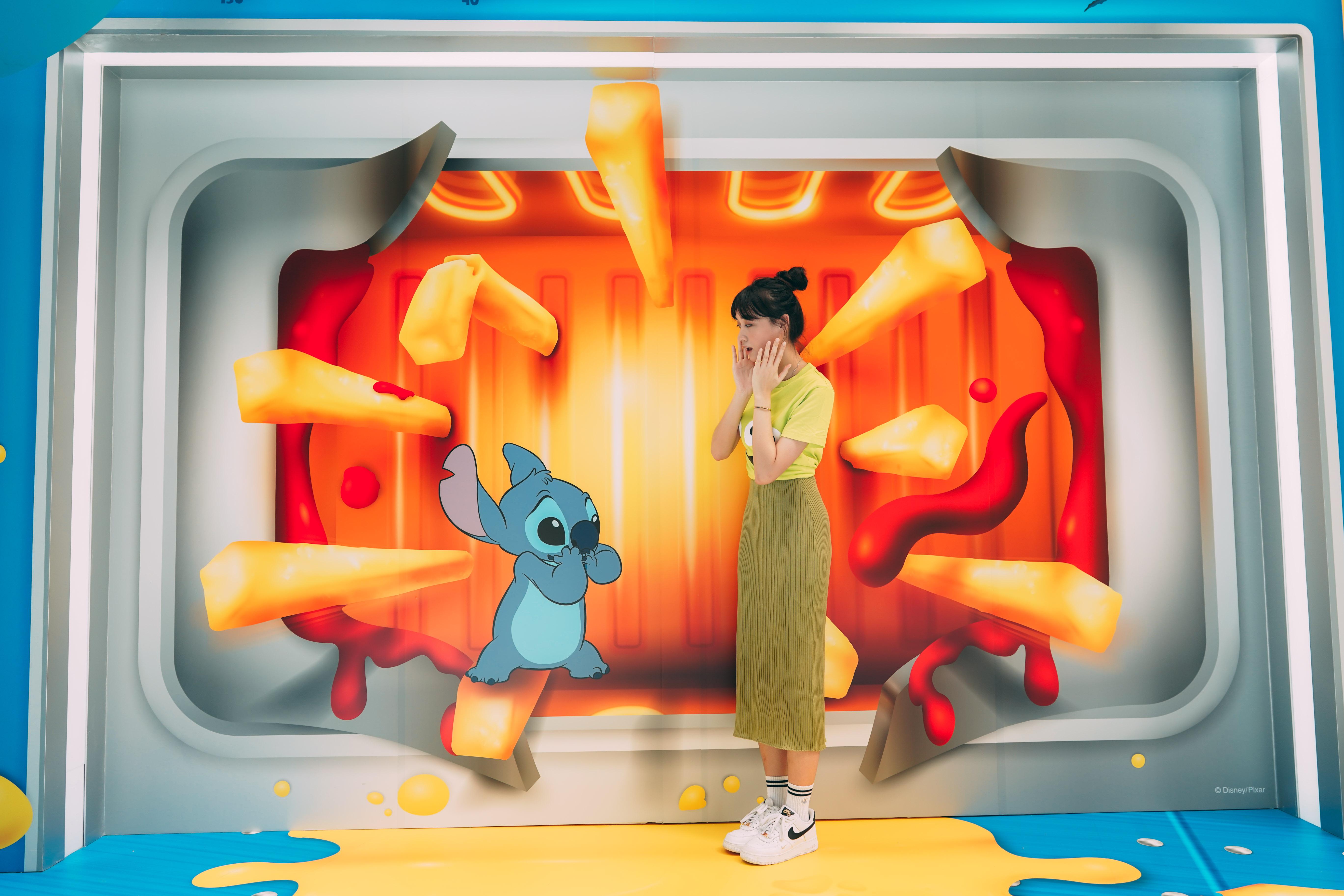 三米高互動打卡牆