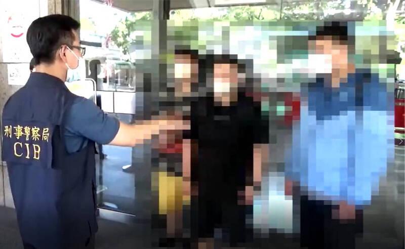 台灣警方拘捕3名人蛇集團成員。(互聯網)