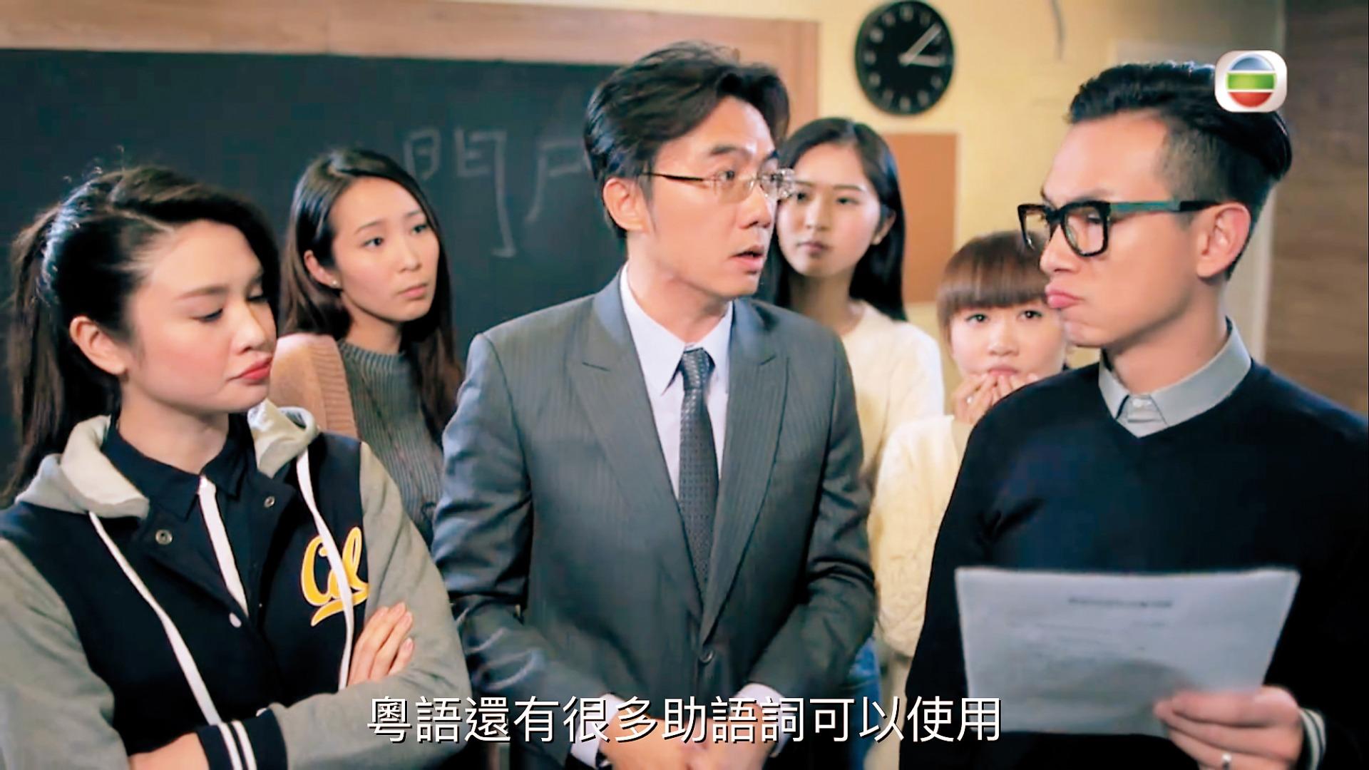 Ben Sir不時主持無綫節目,暢談粵語。