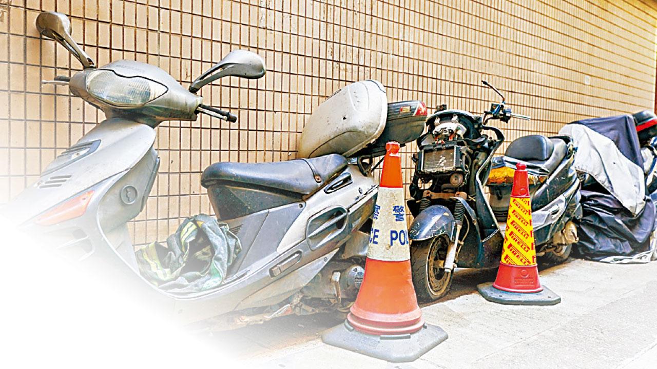 政府解決廢棄電單車隨街擺 倡2年未取消登記屬違法或判囚