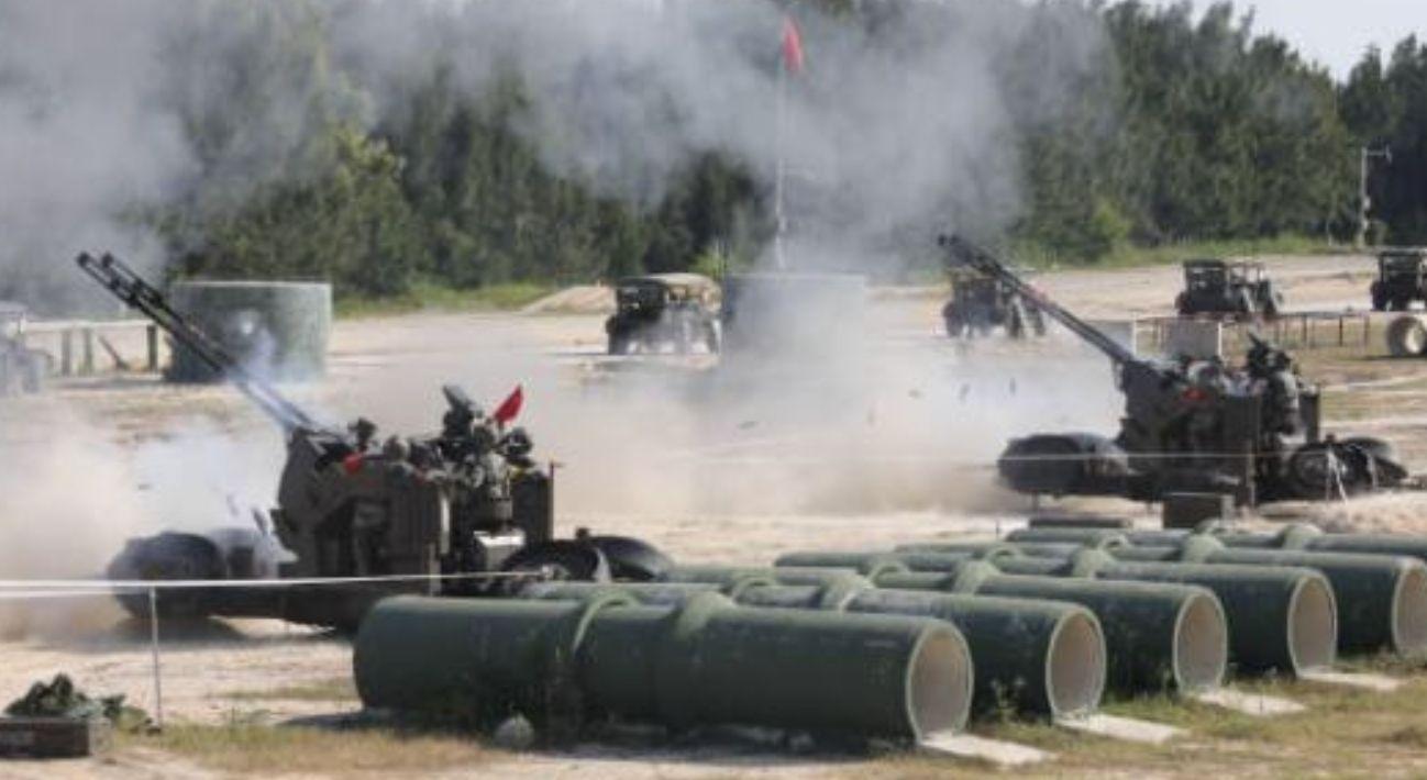 中國福建省軍區2日宣布進行防空實彈射擊。(中國新聞網微博截圖)