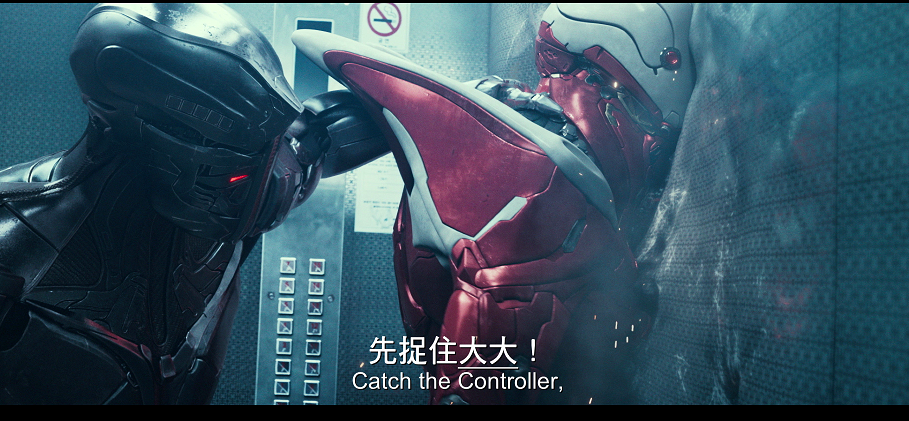 《祖宗膠戰外星人》不乏外星人埋身打鬥的場面。