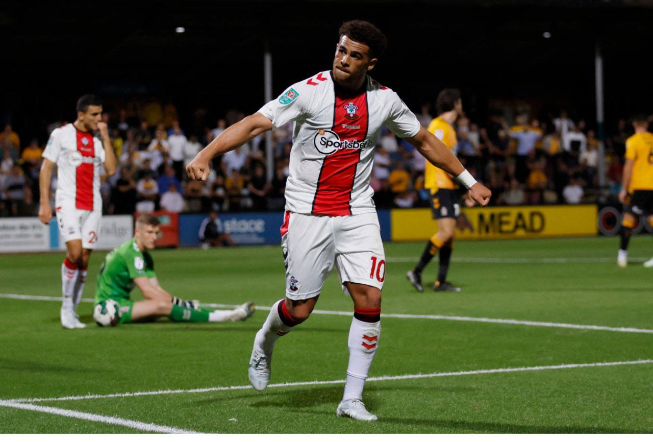 冀卡斯米路配新陣出擊 曼聯乘勝撲修咸頓