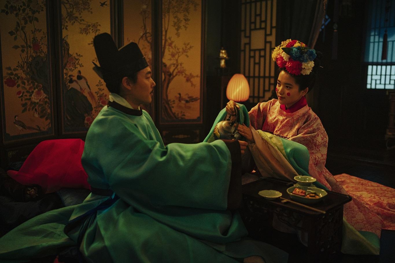 《祖宗膠戰外星人》有不少向港產片致敬位,這畫面令你聯想哪套港產片?