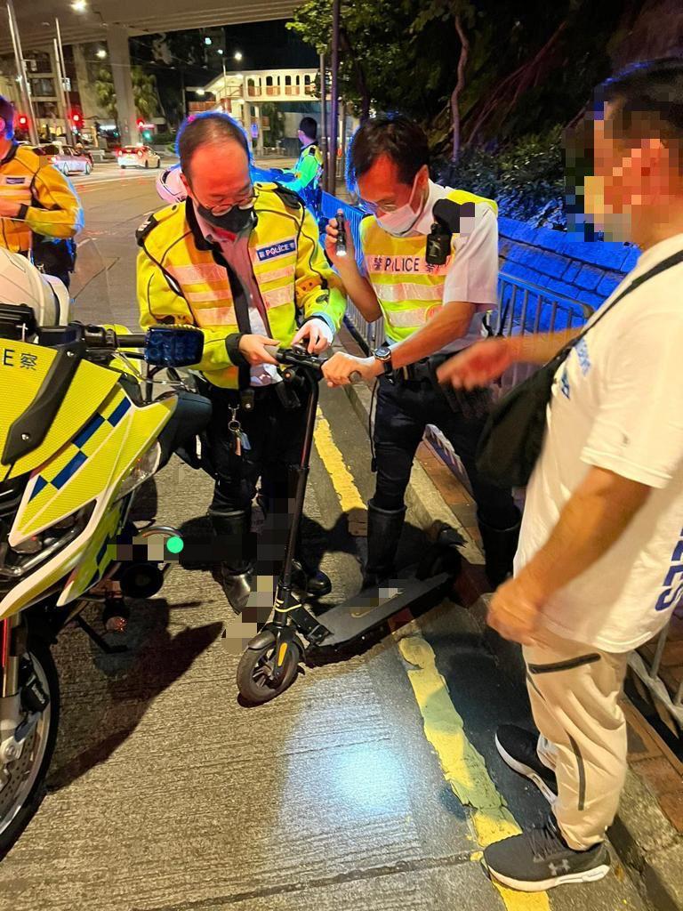 港島總區打擊非法駕駛電動可移動工具 6人被捕檢電動單車