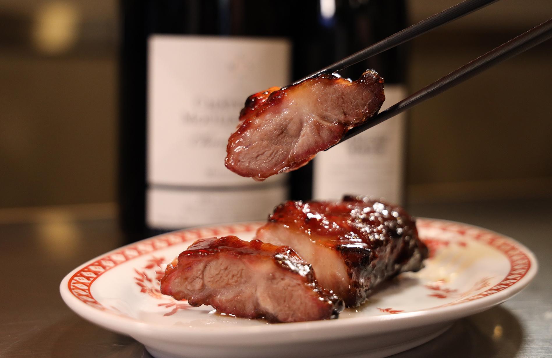 Chop Chop食神叉燒嘅「第一刀」,入口帶爽勁,肉汁澎湃超juicy,我大愛。堂食$120(例),外賣半斤$96