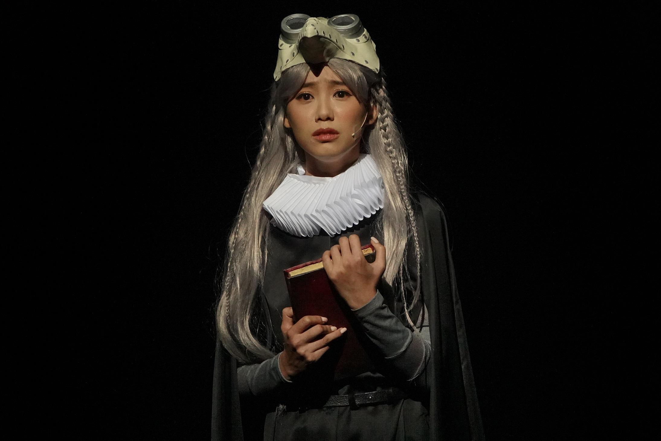 Jace完成最後一場演出後,激動淚崩謝幕。