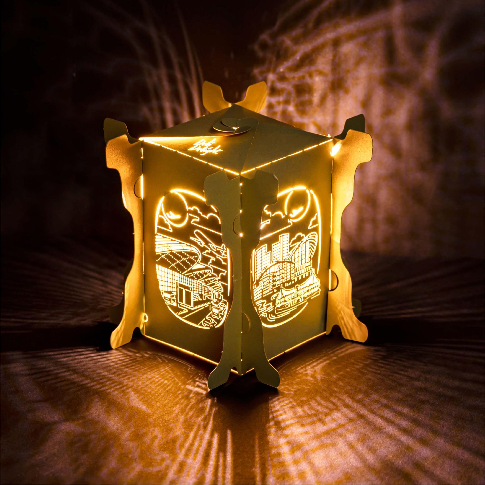 附送本土紙藝燈,充滿香港特色。