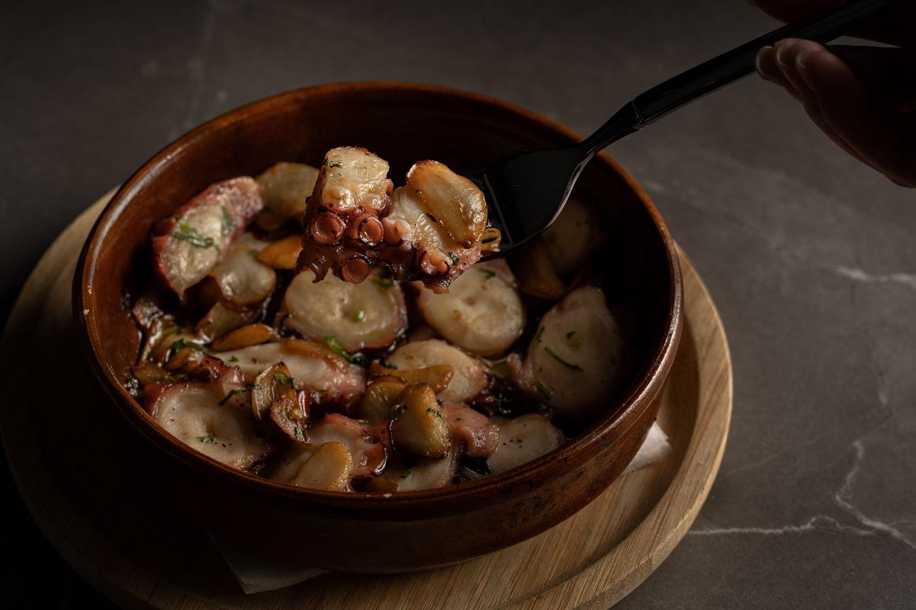 蒜蓉欖油八爪魚