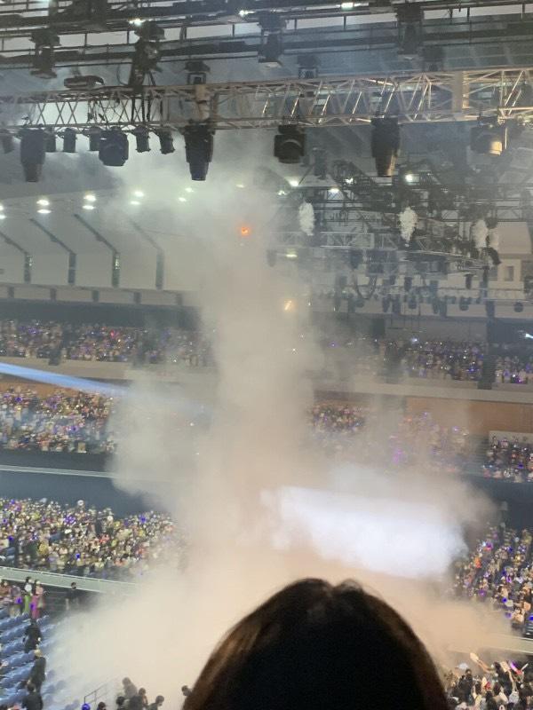 King & Prince北海道開騷現場着火,叫停演唱會,數人吸入濃煙不適。