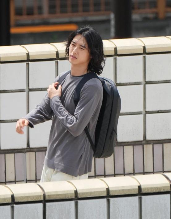 新劇《Atom之子》安排10月開播,山崎賢人未來數月肯定忙得不可開交。