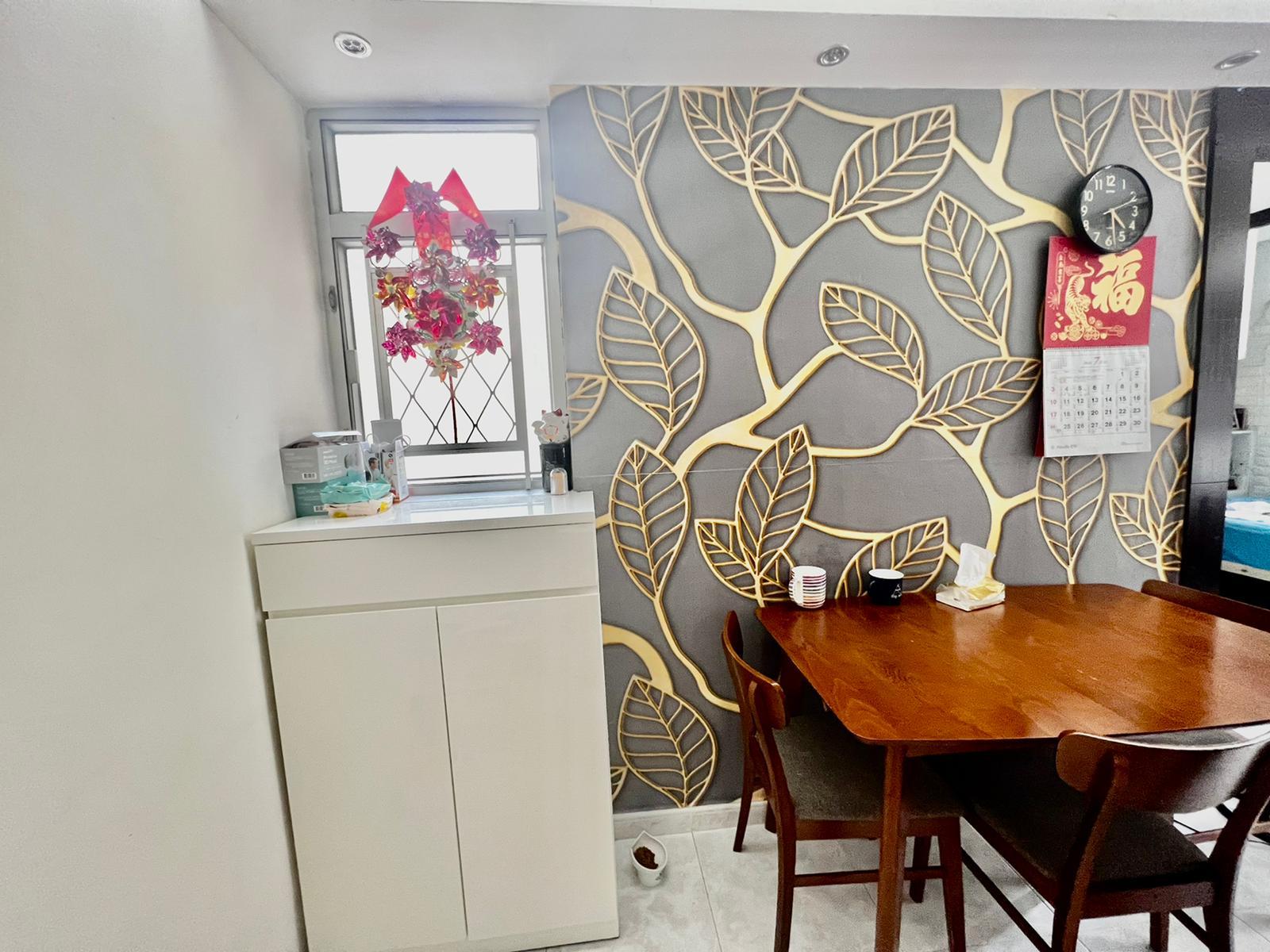 飯廳一邊亦有小小窗戶,空間亦寬敞。