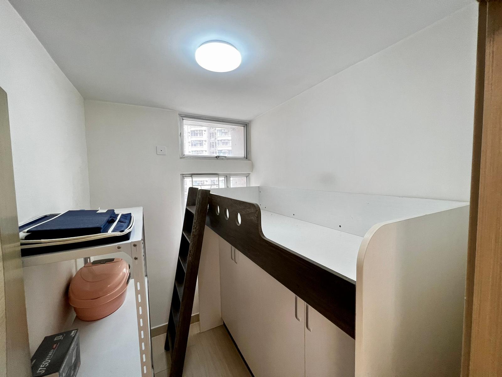 睡房方正好使。