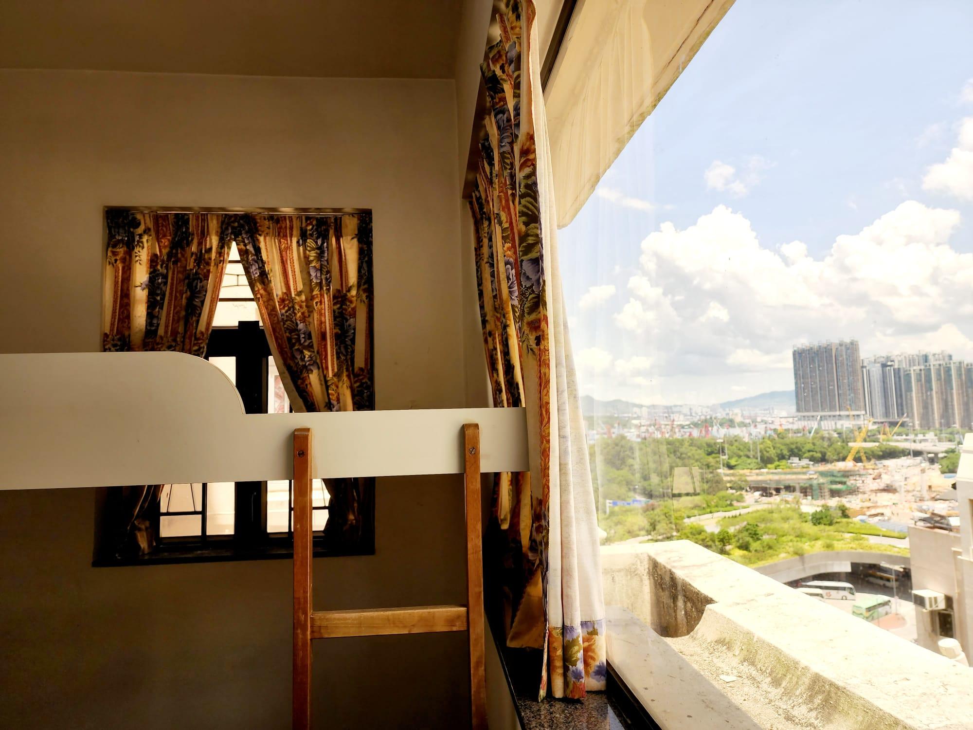 其中一個睡房可側望開揚市景。(代理提供相片)