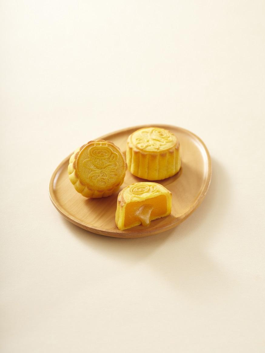 Pacific Coffee手工雙色月餅:流心奶黃月餅