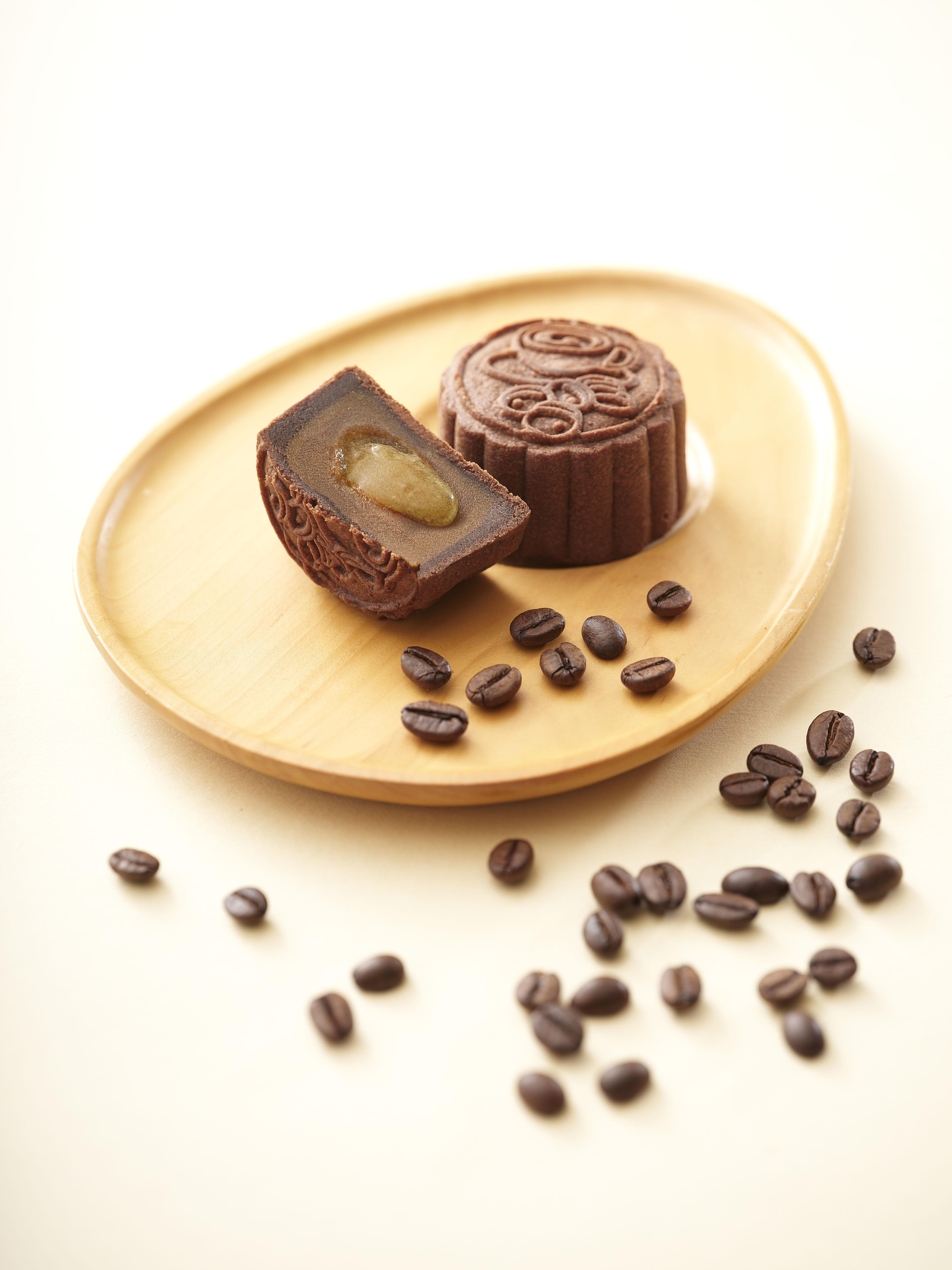 Pacific Coffee手工雙色月餅:咖啡朱古力軟心月餅