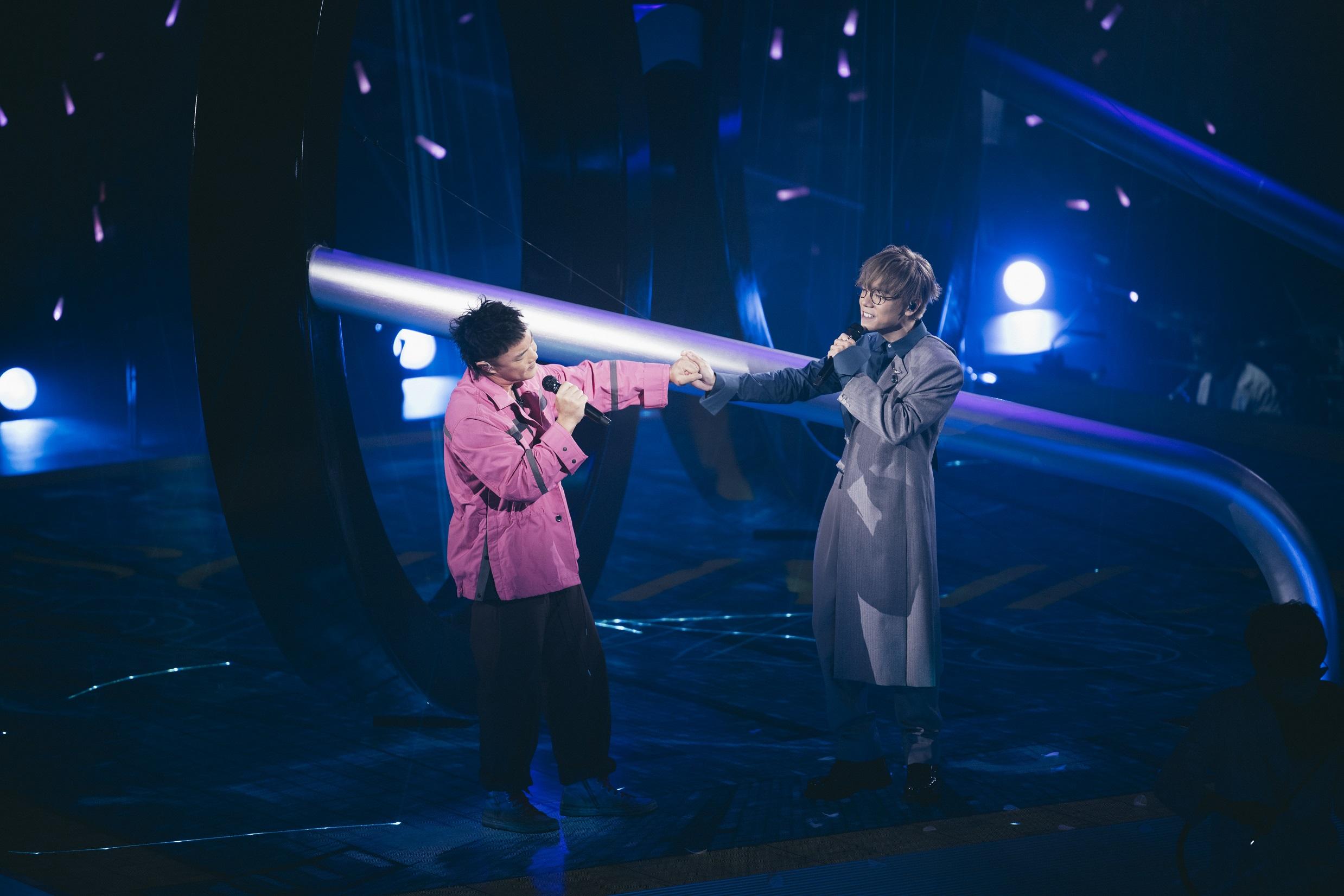 Eason笑指林家謙是「賤賤地的怕羞草」。