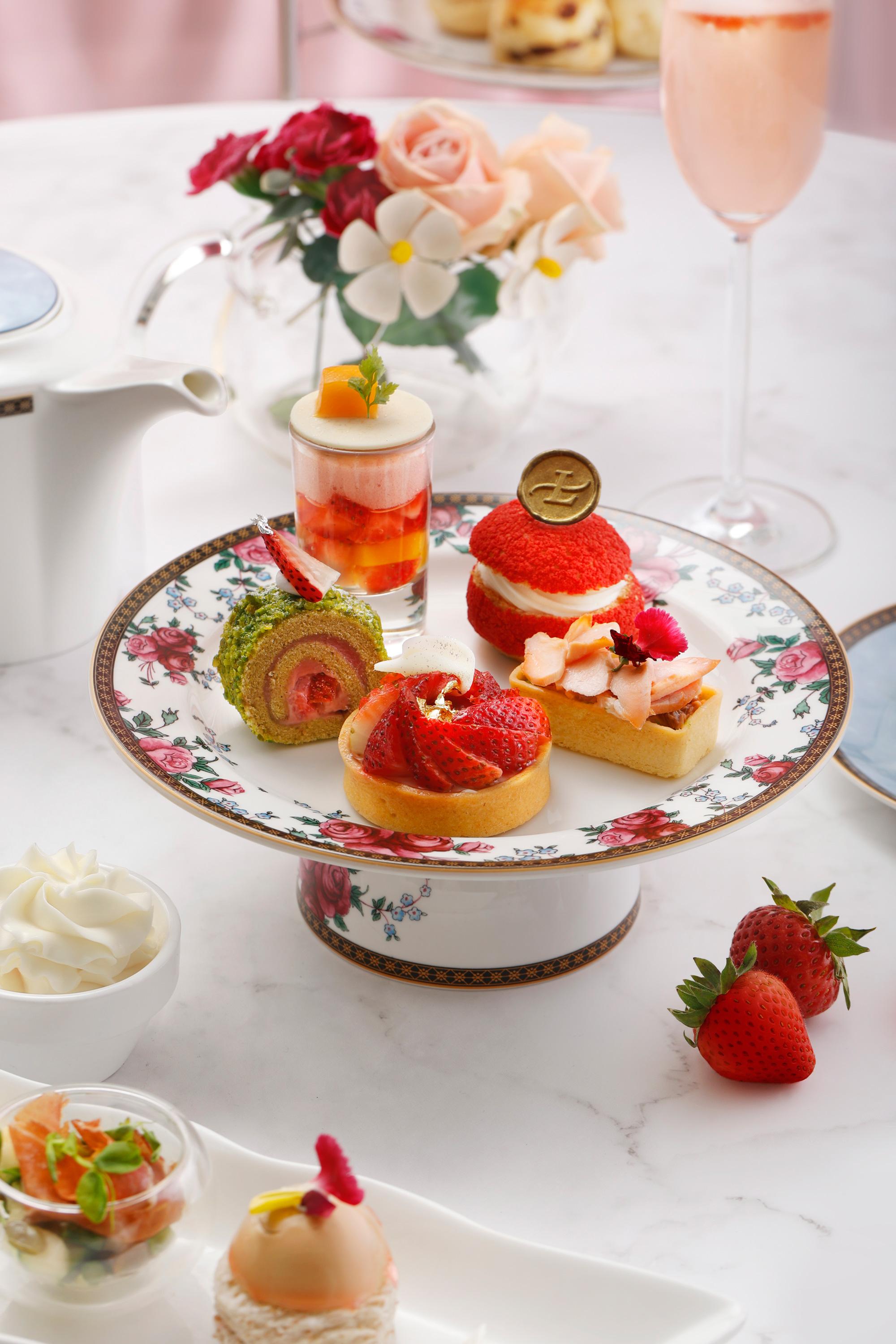 香港朗廷酒店:「仲夏草莓下午茶」