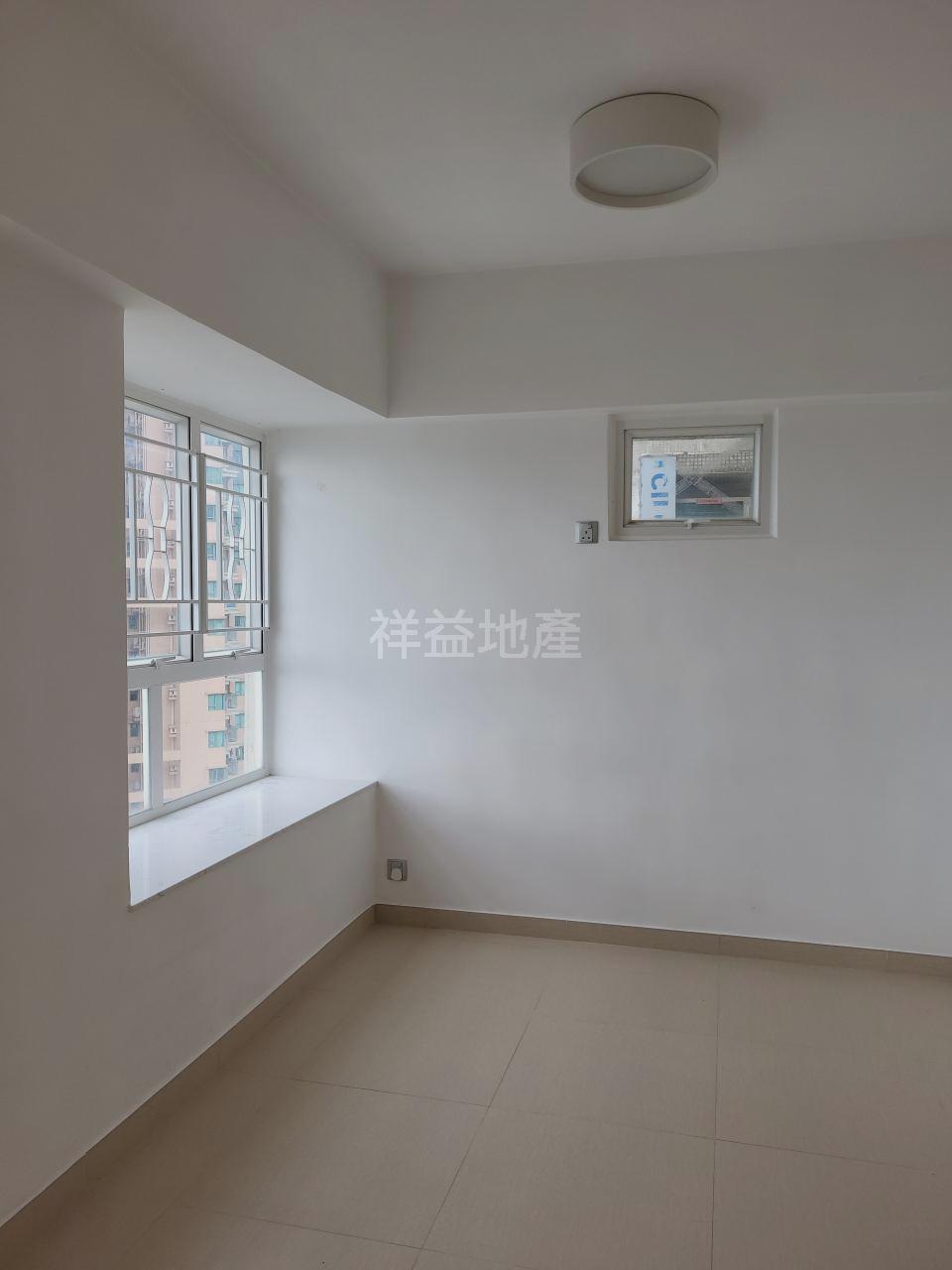 單位裝修十分新淨,新買家亦是睇中此賣點,可即買即住。(代理提供相片)