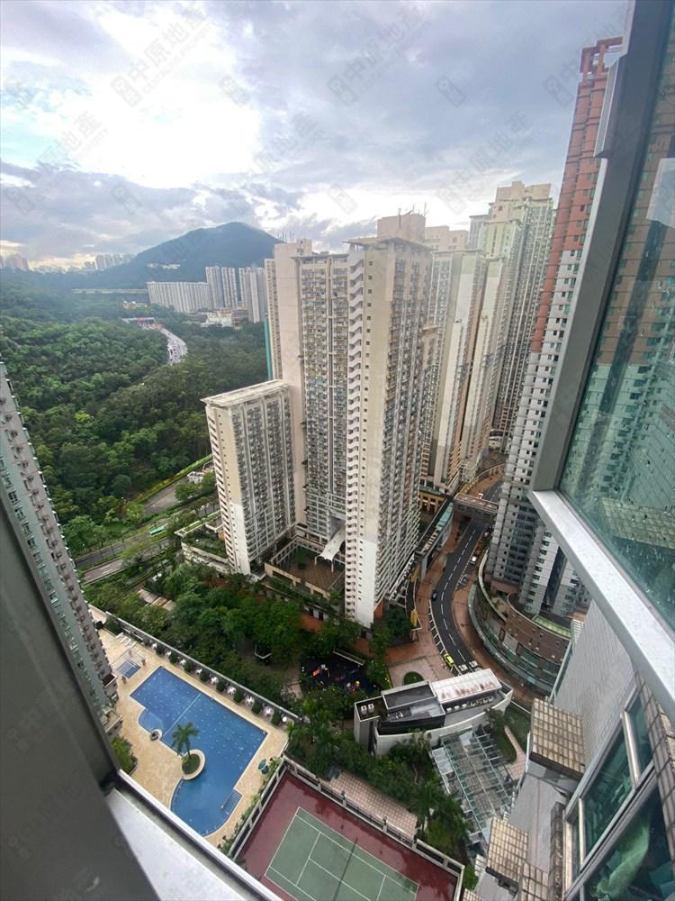 二手樓成交|將軍澳三房跌穿「8球」呎價不足1.4萬 見近四年同類新低價