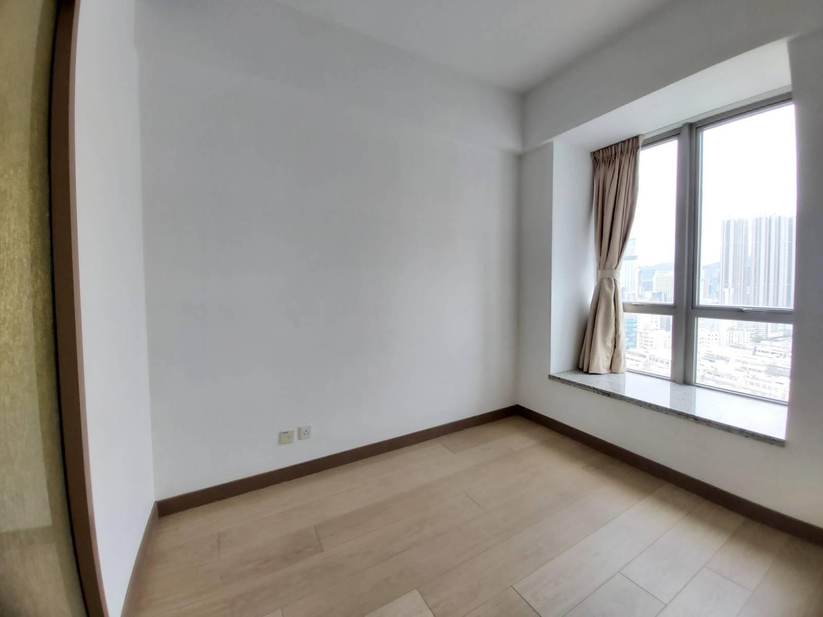 二手樓成交|鬼節百無禁忌!御金.國峯超級凶宅沽出 10年蝕逾三成